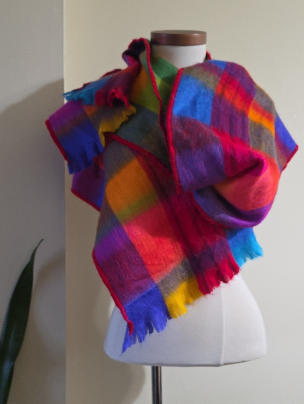 Tresart  Cache NWOT  70% Alpaca Multicolor Scarf - O/S